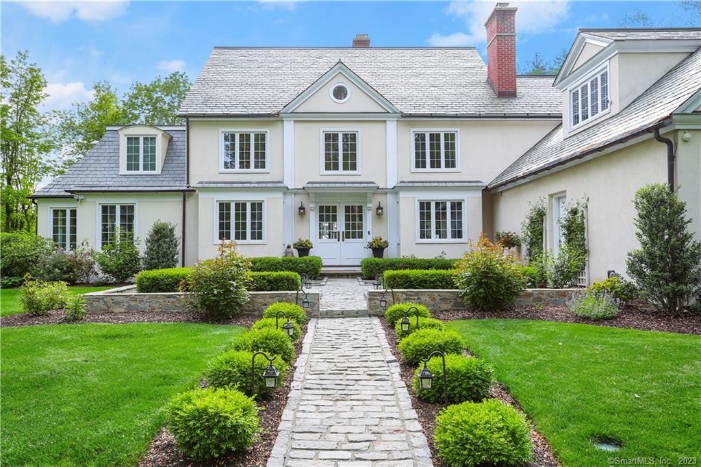 Property for Sale at 125 Brett Lane, Fairfield, Connecticut - Bedrooms: 6 
Bathrooms: 5.5 
Rooms: 12  - $2,950,000