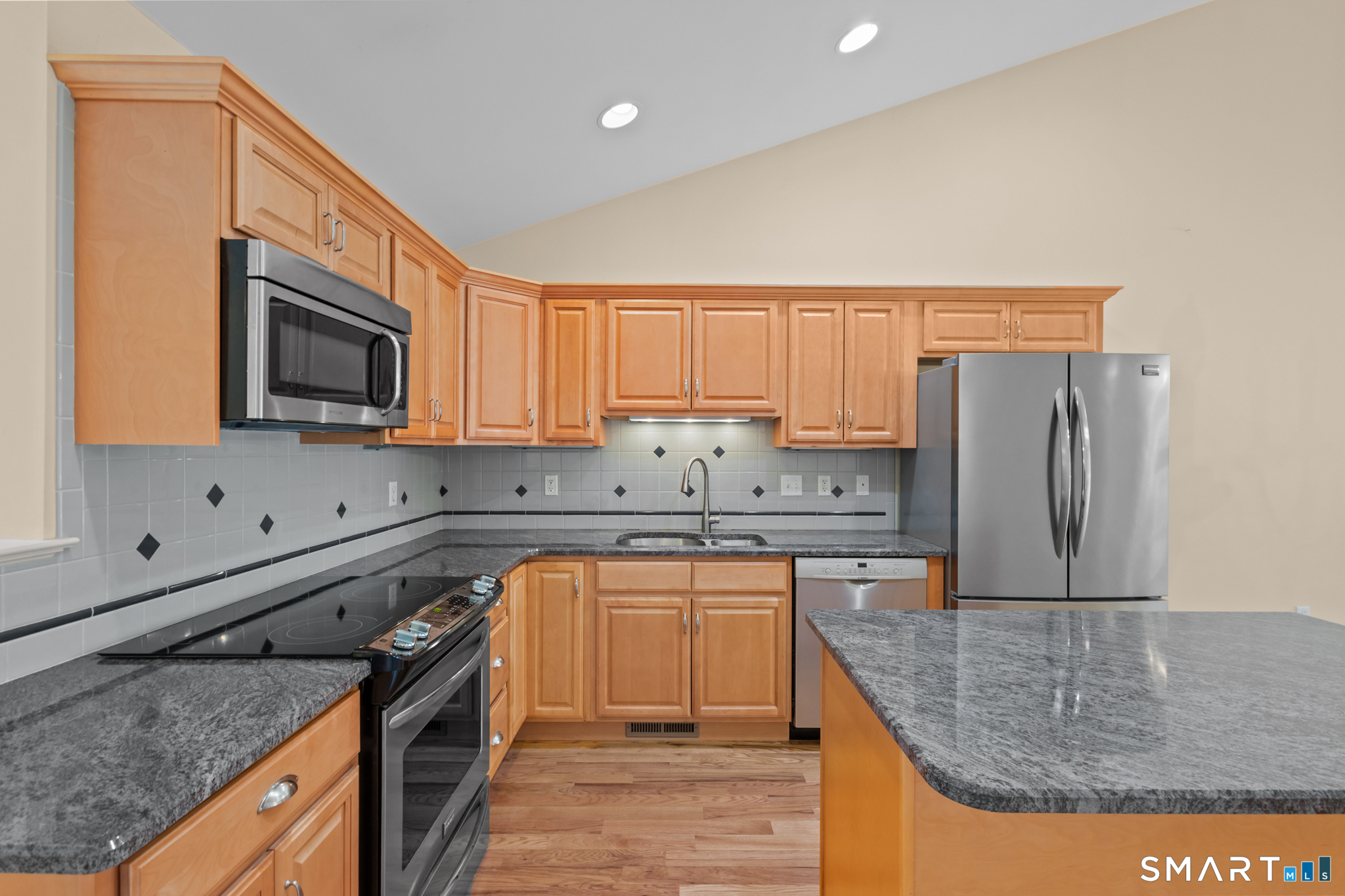 22 Commonway Drive 22