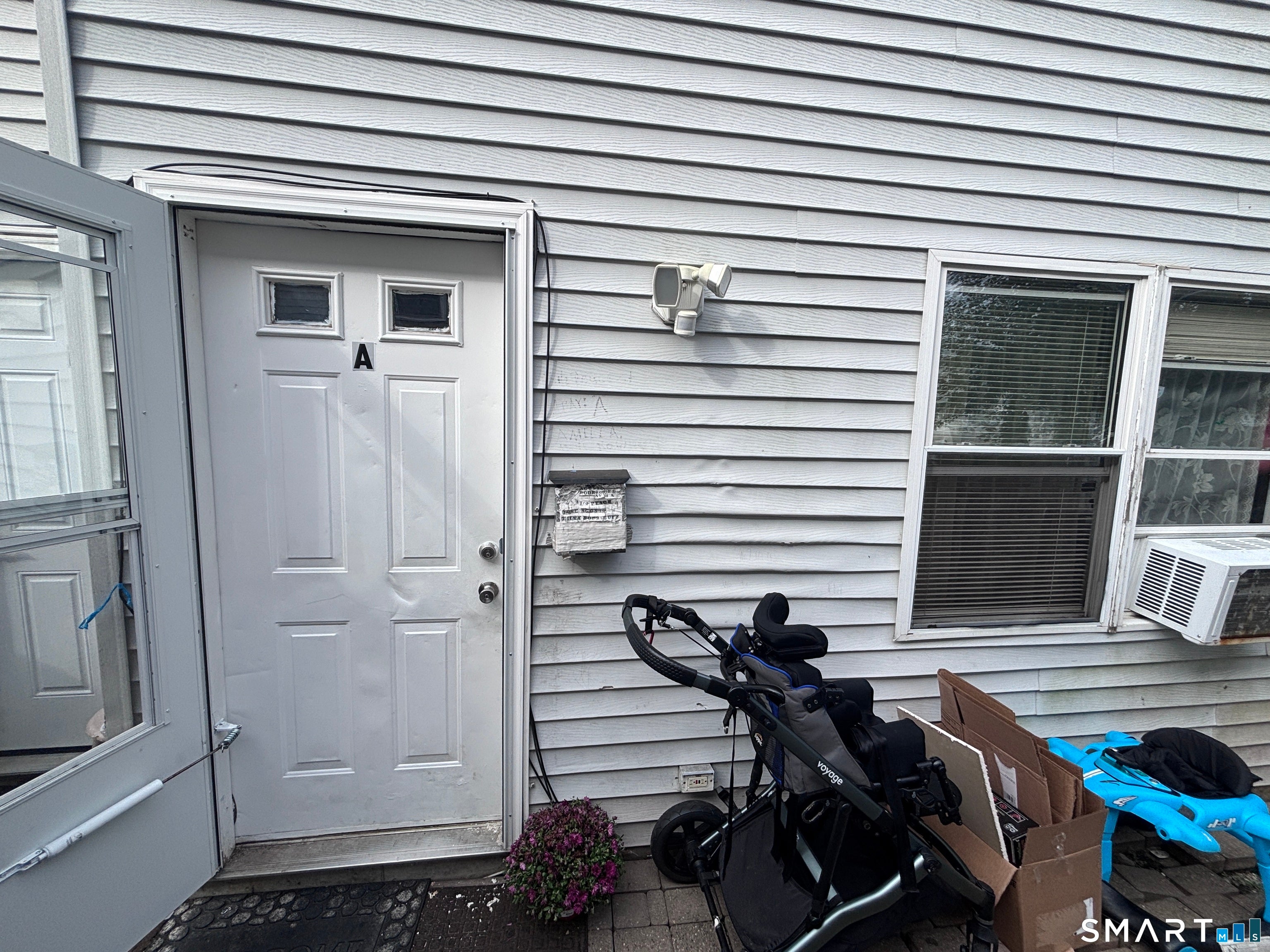 8 Peace Street