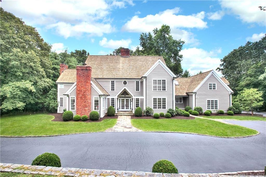Soundview Farm Road, Weston, Connecticut - 6 Bedrooms  
7 Bathrooms  
11 Rooms - 