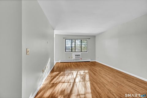 Tiny photo for 26 Essex Court #26, Brookfield, CT 06804 (MLS # 24145193)