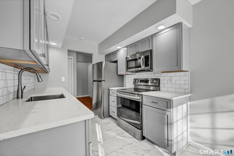 Tiny photo for 26 Essex Court #26, Brookfield, CT 06804 (MLS # 24145193)