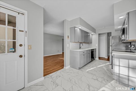 Tiny photo for 26 Essex Court #26, Brookfield, CT 06804 (MLS # 24145193)