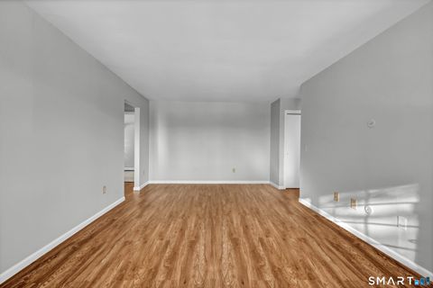 Tiny photo for 26 Essex Court #26, Brookfield, CT 06804 (MLS # 24145193)