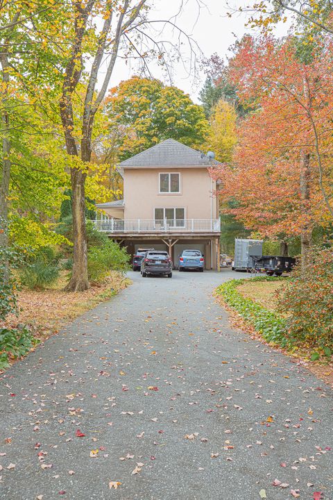 A home in Killingly