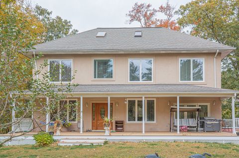 A home in Killingly