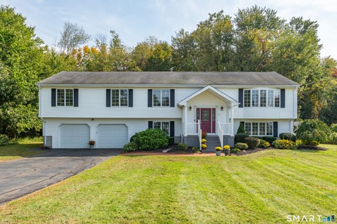 Homes For Sale - 37 Great Meadow Drive<br/> North Haven, CT 06473