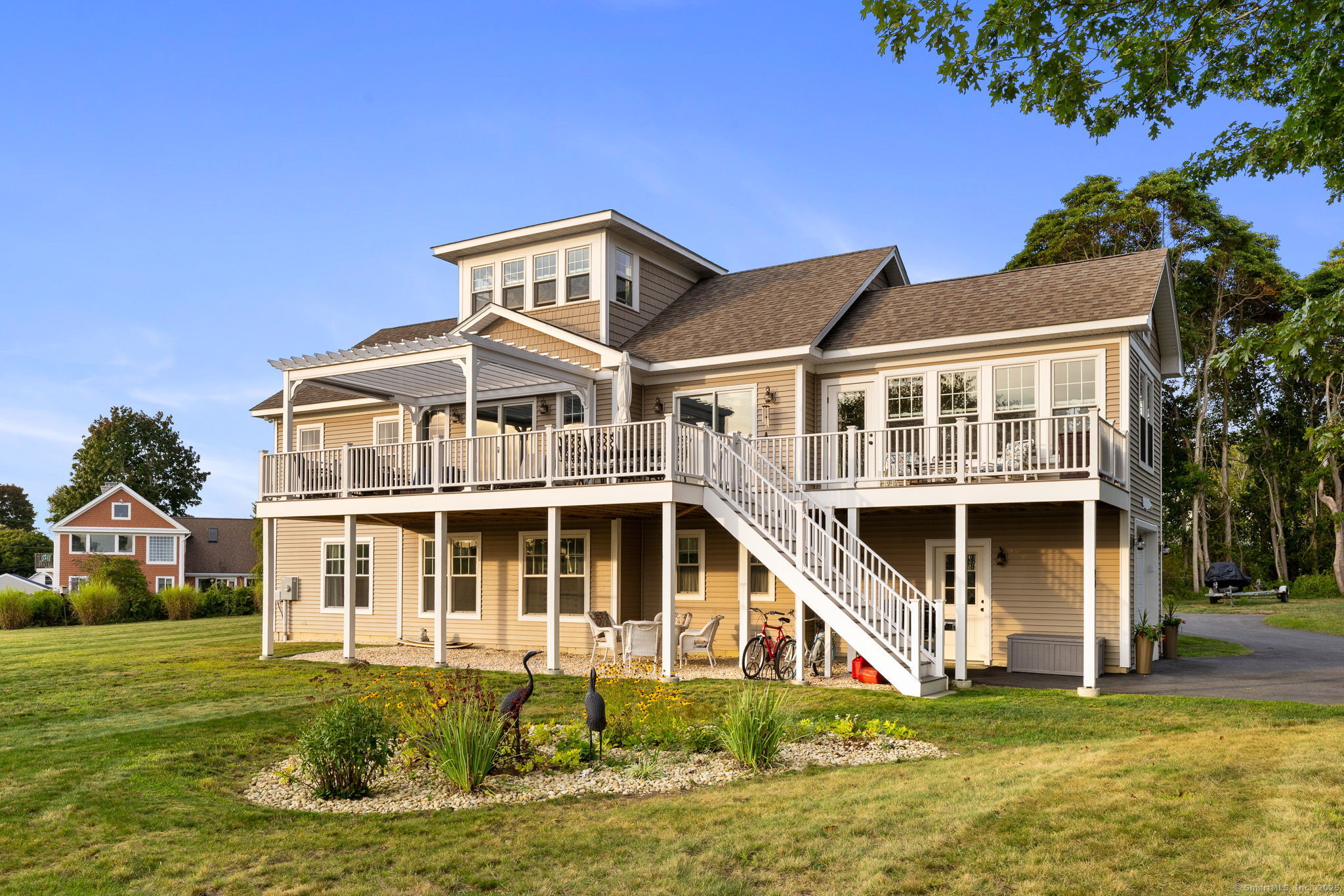 94 Old Black Point Road