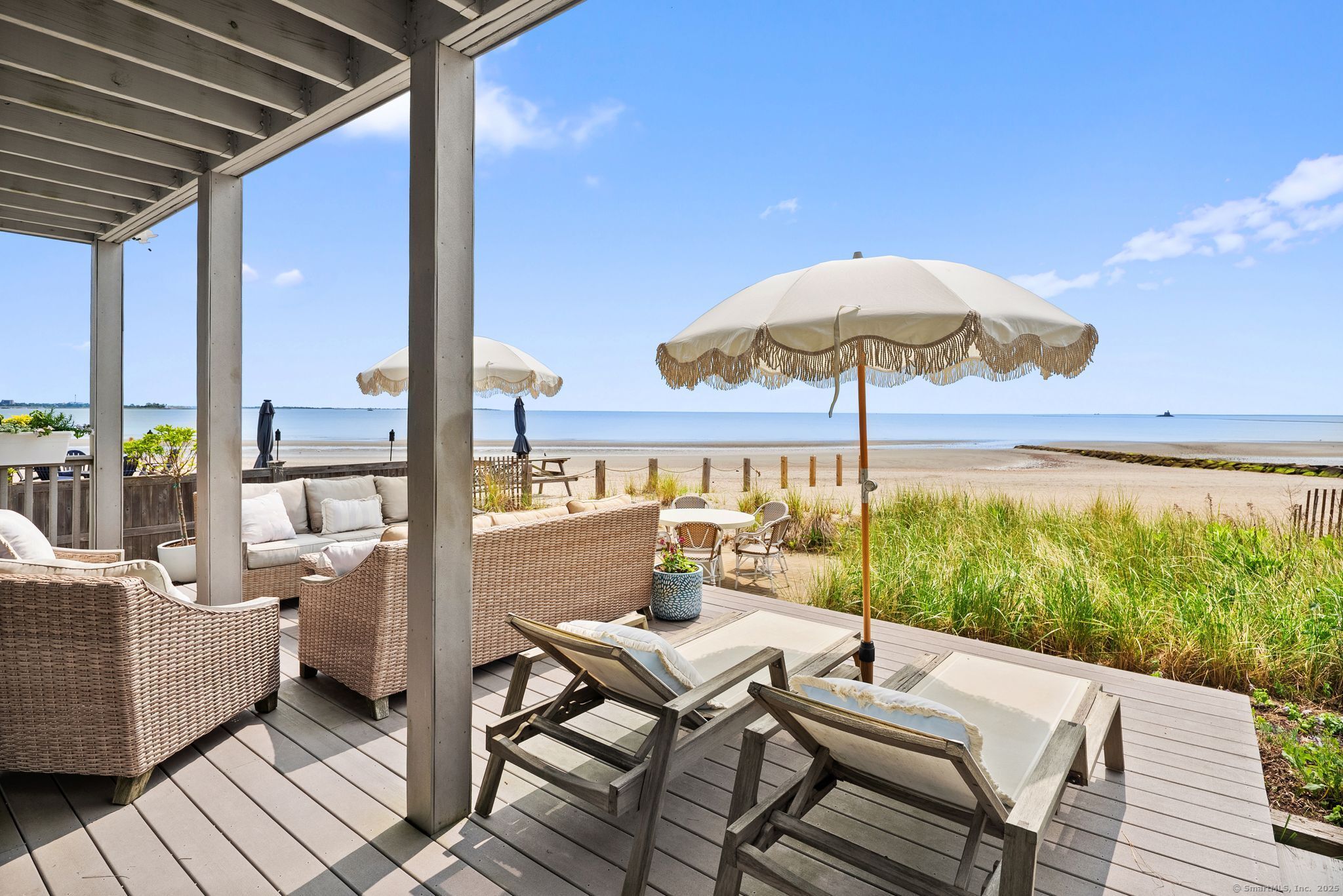 685 Fairfield Beach Road 685