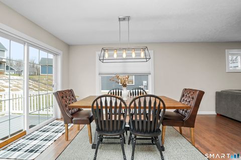 Tiny photo for 42 Chapman Chase #42, Windsor Locks, CT 06096 (MLS # 24144894)