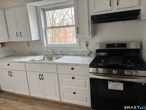 Tiny photo for 154 Park Street #A1, Manchester, CT 06040 (MLS # 24164063)