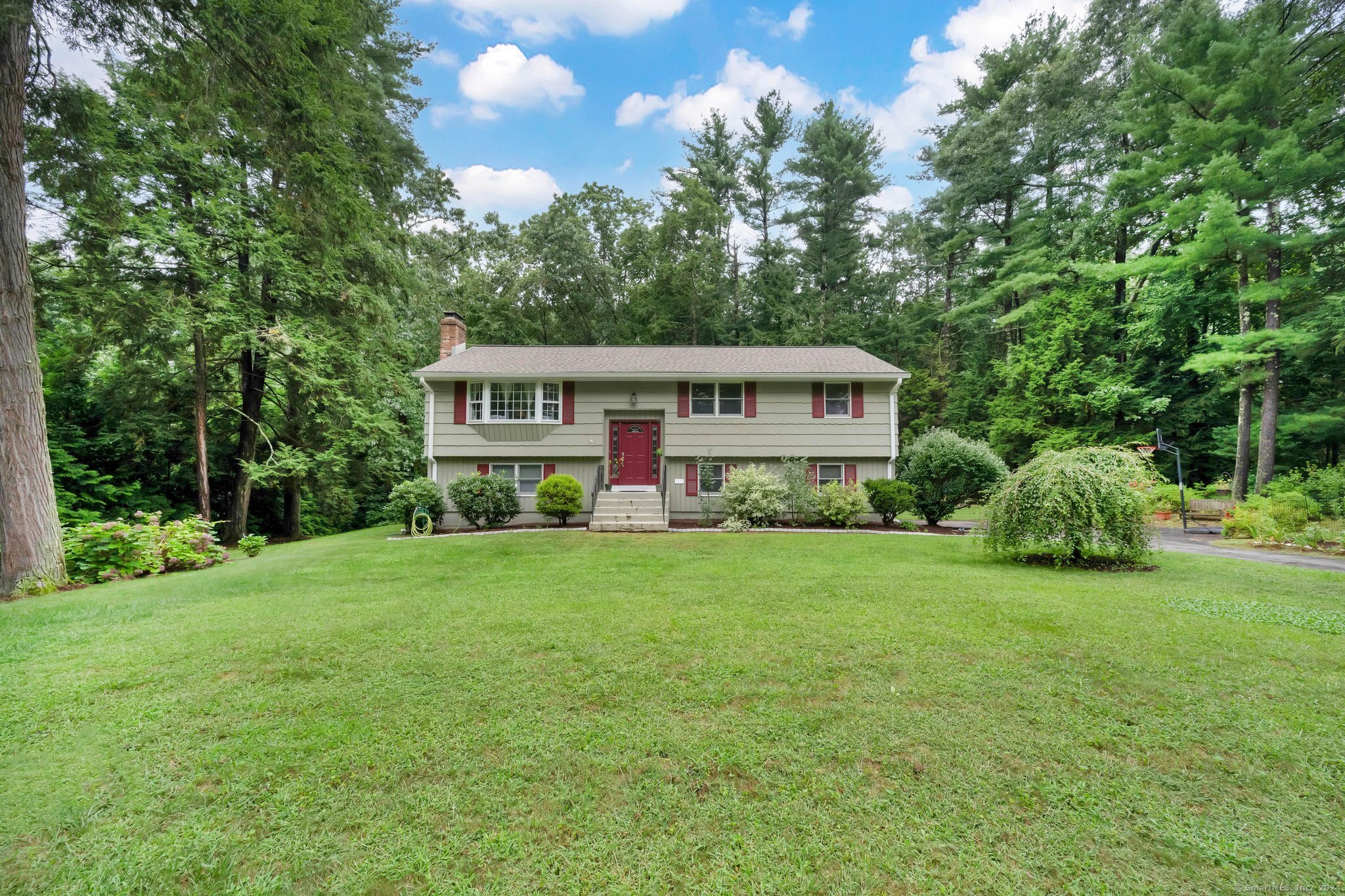 View Simsbury, CT 06070 house
