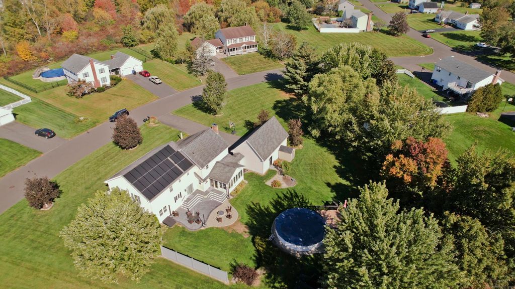 Photo of 57 Kildeer Lane, Suffield, CT 06078 (MLS # 24134926)