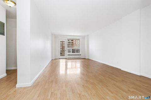 Tiny photo for 91 Strawberry Hill Avenue #APT 639, Stamford, CT 06902 (MLS # 24153388)