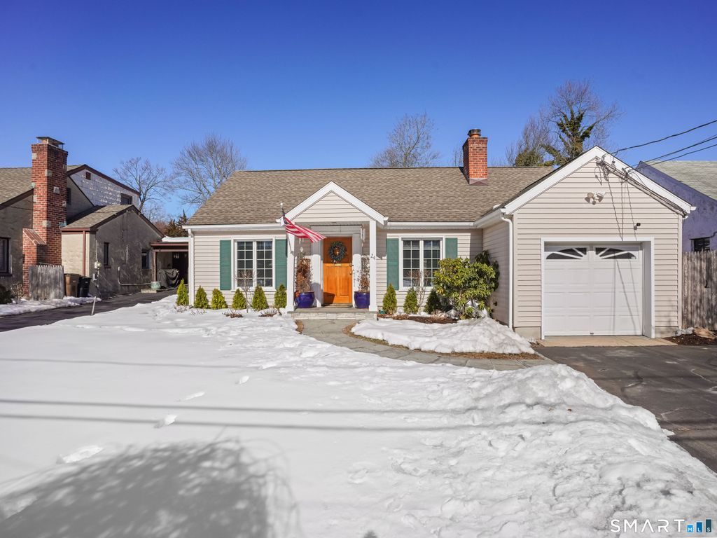 Photo of 24 King Street, Stamford, CT 06902 (MLS # 24158425)