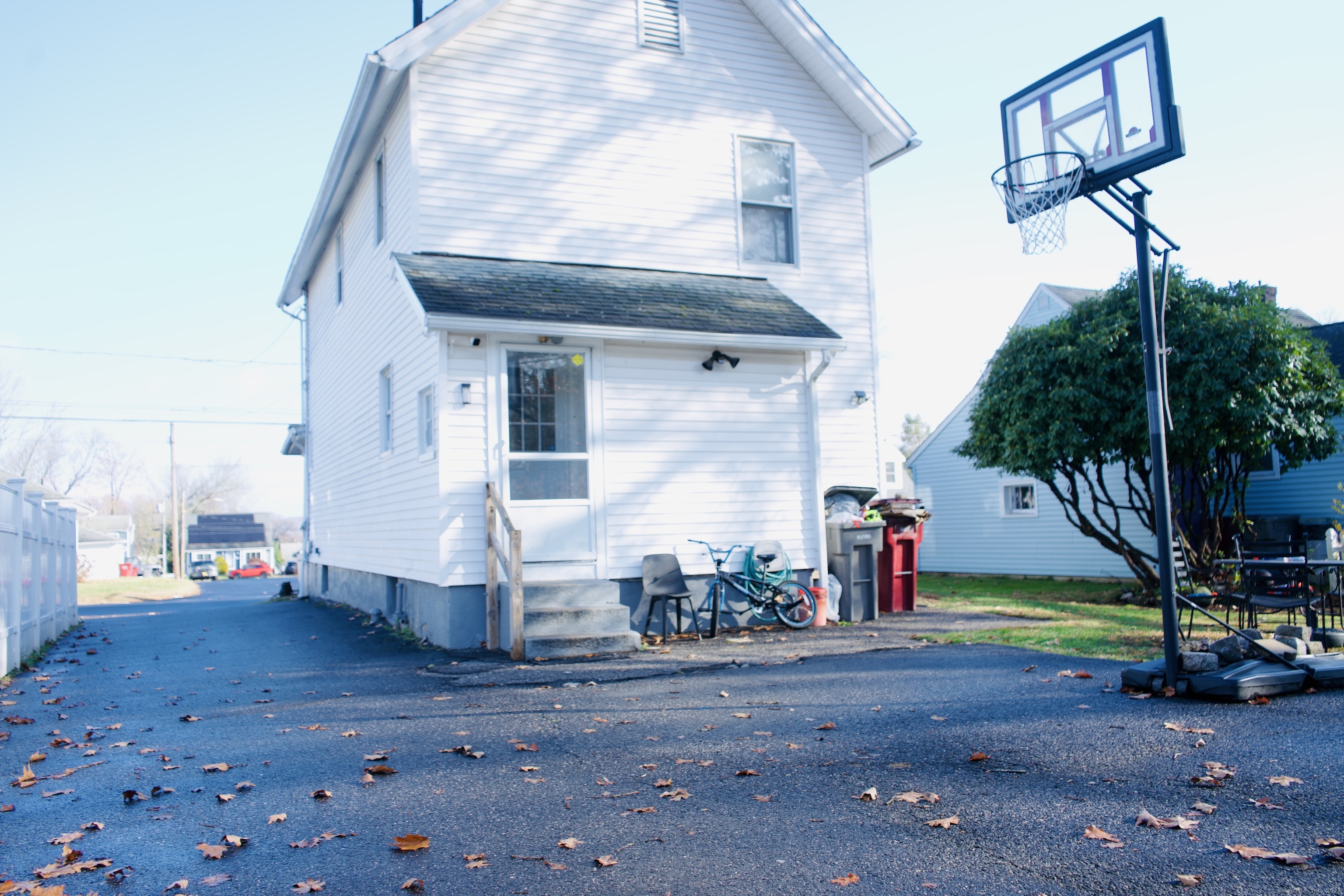 66 North Hoadley Street