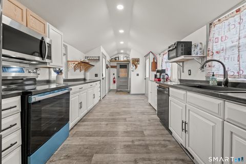 Tiny photo for 475 Ballfall Road, Middletown, CT 06457 (MLS # 24163941)