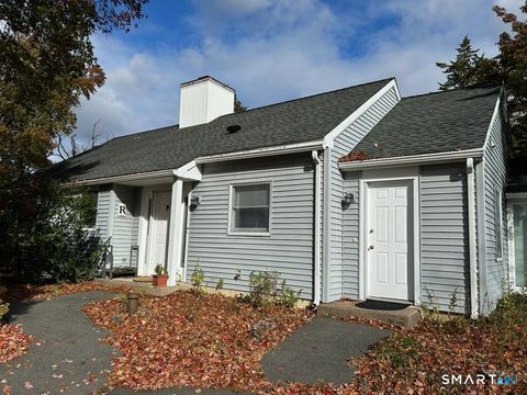 Photo of 140 Flagg Road #R, West Hartford, CT 06117 (MLS # 24168561)