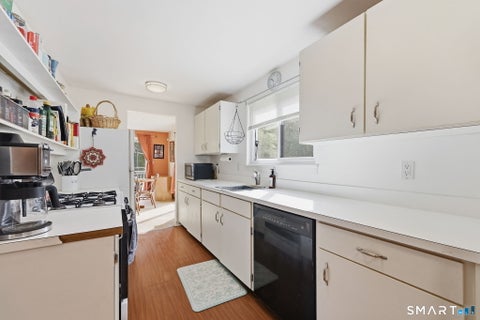 Tiny photo for 2 Pond Circle #2, Avon, CT 06001 (MLS # 24193044)