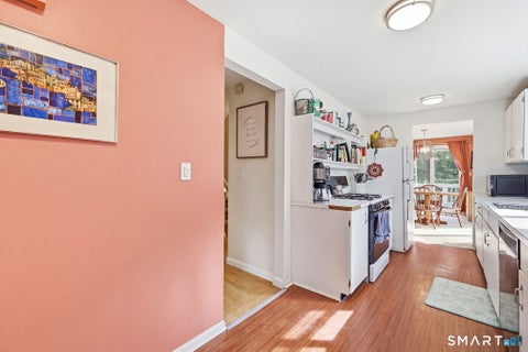 Tiny photo for 2 Pond Circle #2, Avon, CT 06001 (MLS # 24193044)