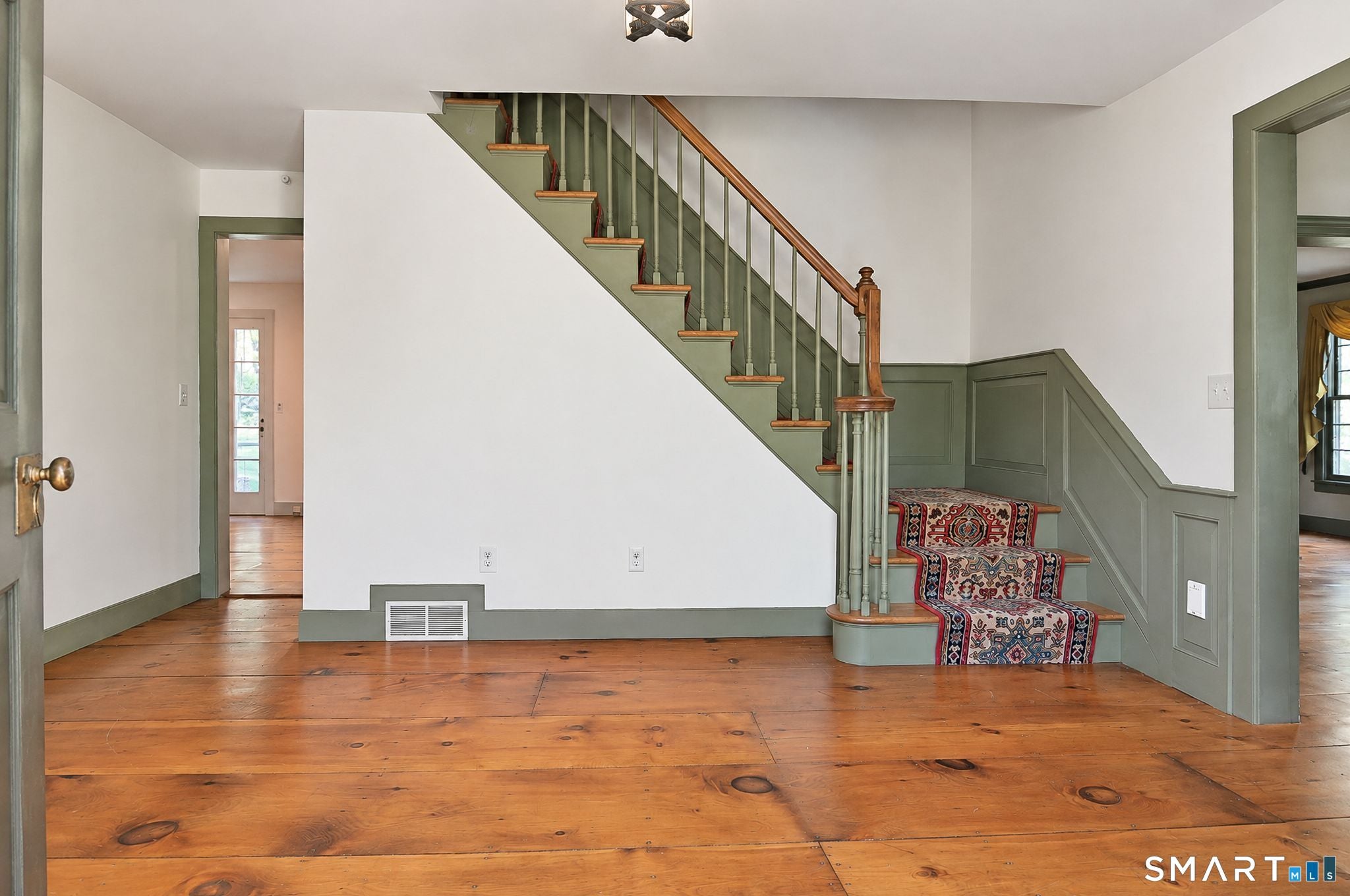 28 Maplecrest Drive