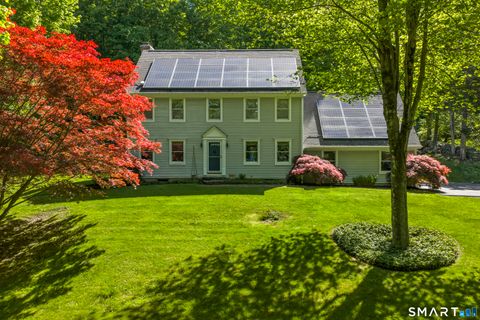 Photo of 18 Gelding Hill Road, Newtown, CT 06482 (MLS # 24171520)