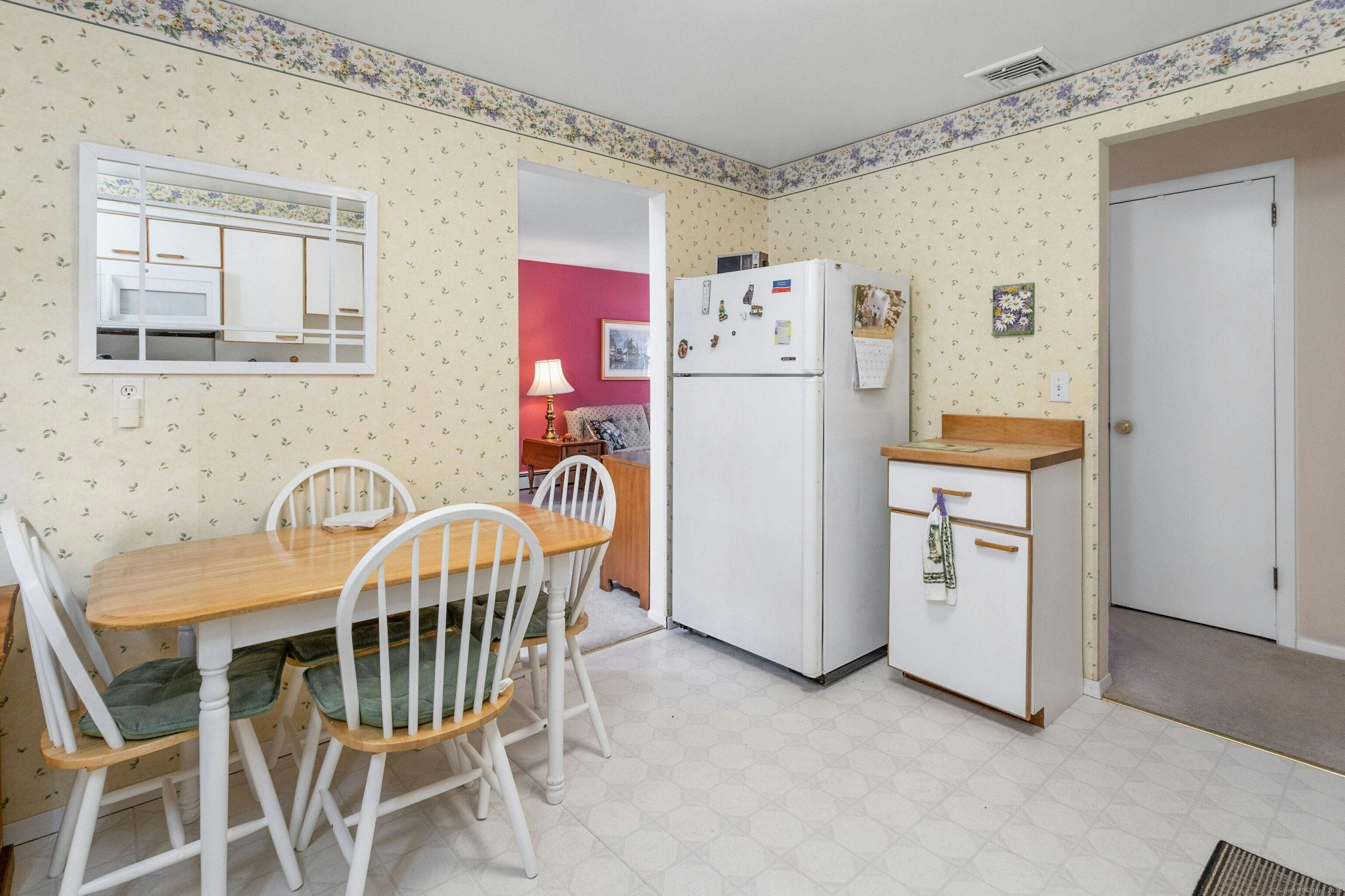 27 Barmore Drive, Stamford, Connecticut image 12