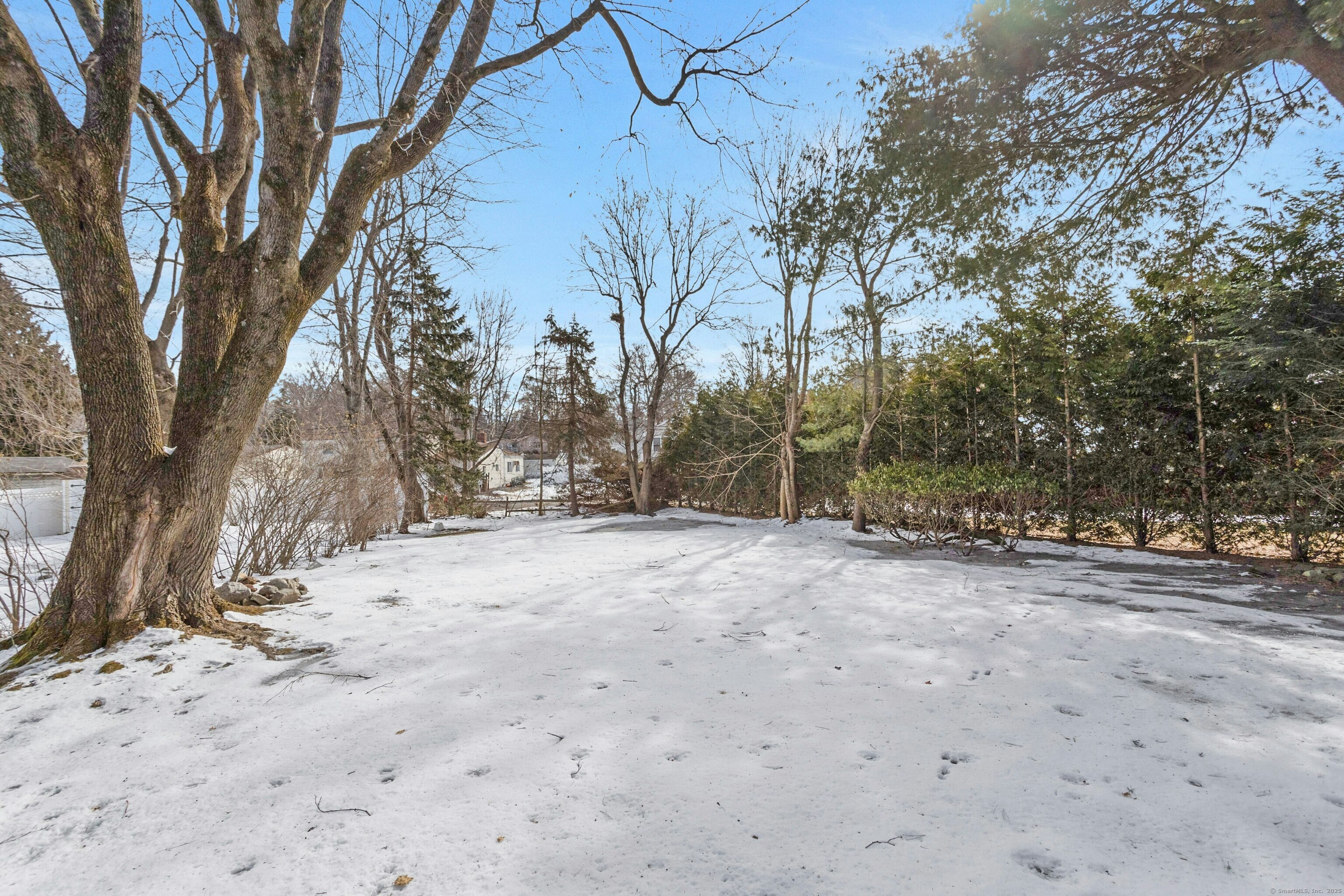 27 Barmore Drive, Stamford, Connecticut image 26