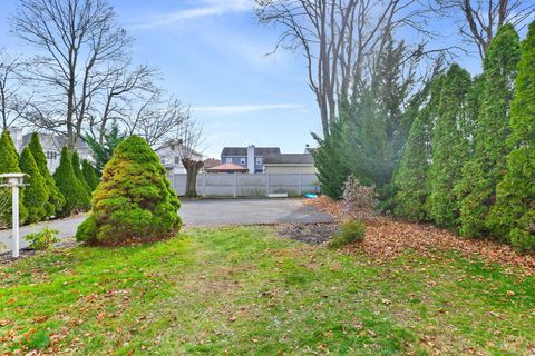Tiny photo for 8 3rd Street #1, Norwalk, CT 06855 (MLS # 24143293)