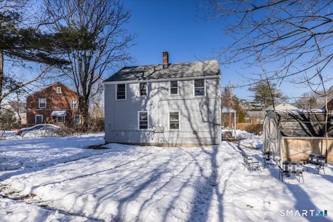 Tiny photo for 9 Garden Court, Fairfield, CT 06825 (MLS # 24156986)