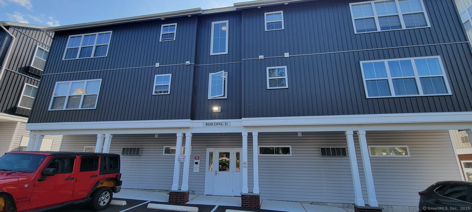 155 Greenwood Avenue D302