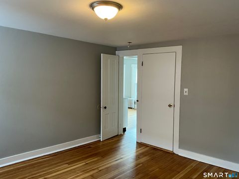 Tiny photo for 160 S Main Street #2nd Fl R, Middletown, CT 06457 (MLS # 24154039)