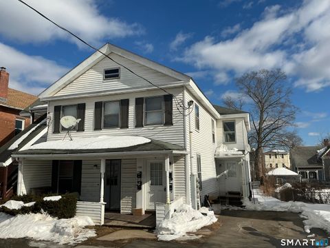 Tiny photo for 160 S Main Street #2nd Fl R, Middletown, CT 06457 (MLS # 24154039)