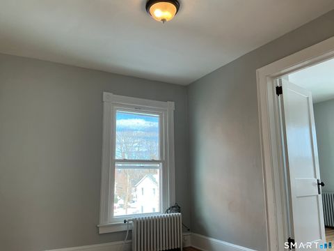 Tiny photo for 160 S Main Street #2nd Fl R, Middletown, CT 06457 (MLS # 24154039)
