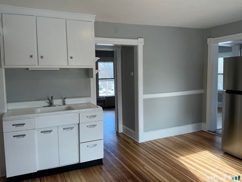 Tiny photo for 160 S Main Street #2nd Fl R, Middletown, CT 06457 (MLS # 24154039)