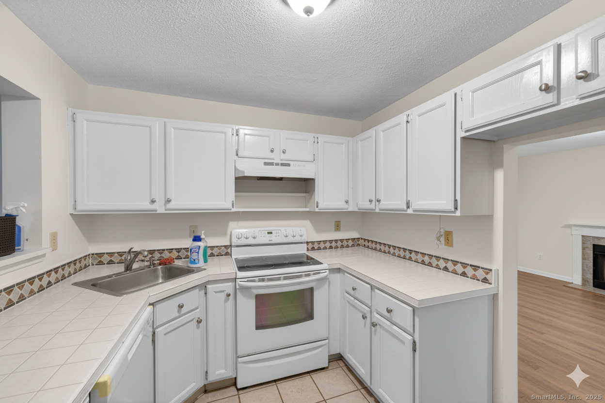 85 North Main Street 117