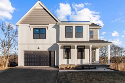 22 Summertime Circle Stonington CT 06379