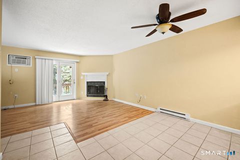 Tiny photo for 50 Pierce Street #APT 24, Plainville, CT 06062 (MLS # 24158323)