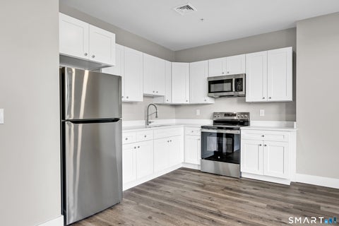Tiny photo for 1 W Main Street #4D, Meriden, CT 06451 (MLS # 24215868)