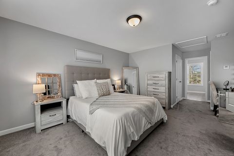 Tiny photo for 29 Covey Road #APT 19, Burlington, CT 06013 (MLS # 24143981)