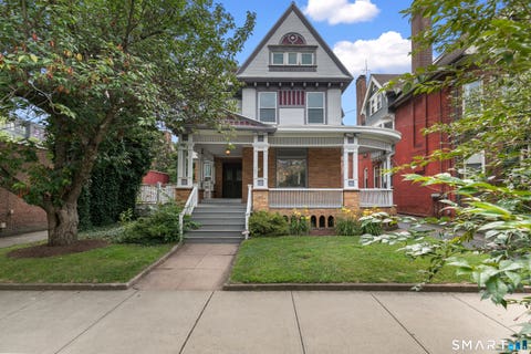 Multifamily For Rent - 131 Dwight Street #1<br/> New Haven, CT 06511