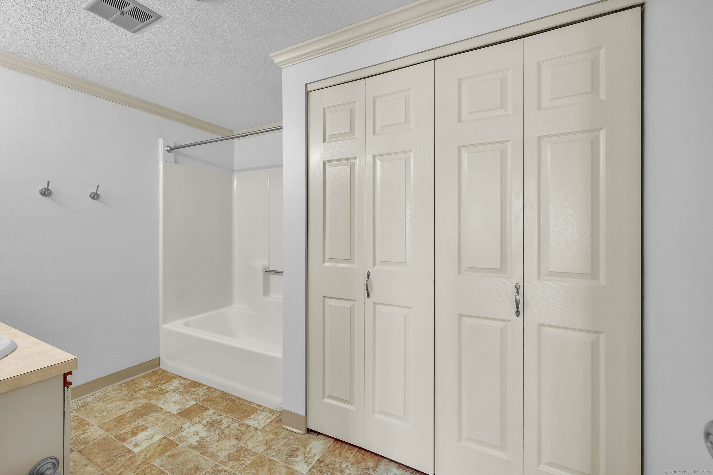 19 Midway Drive #19, Cromwell, Connecticut image 11