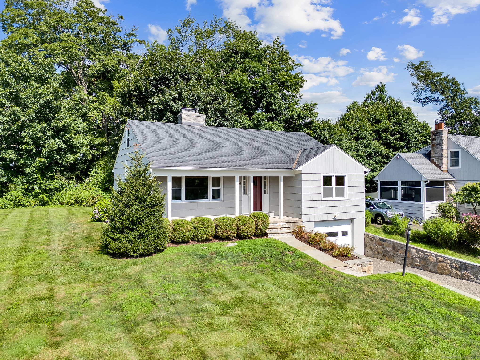 27 Skyline Drive