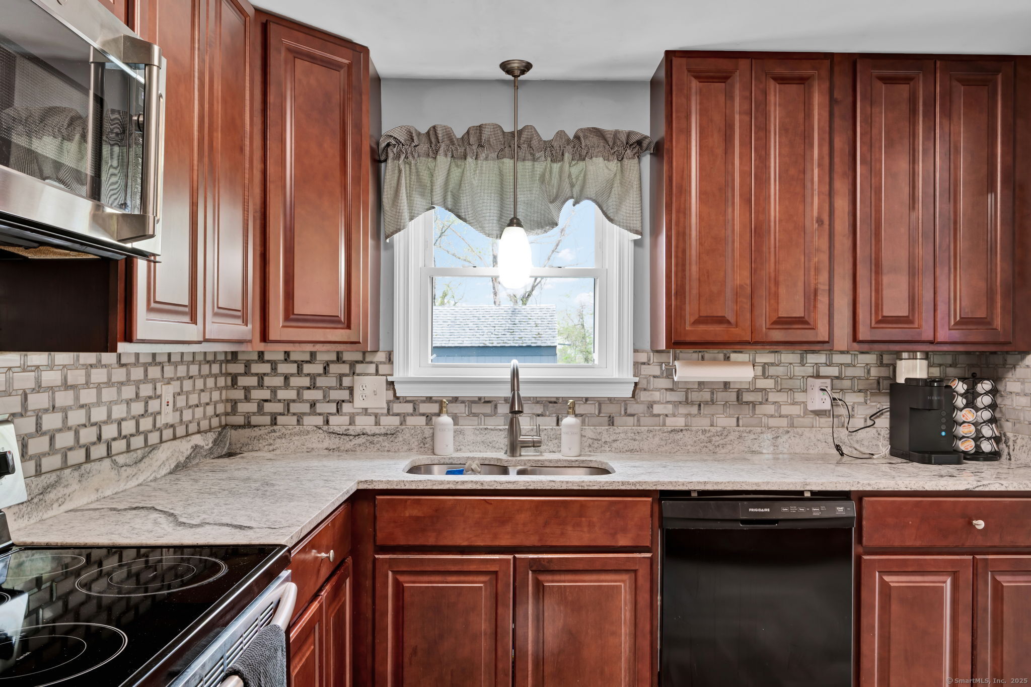 22 Buntz Road, Canterbury, Connecticut image 9