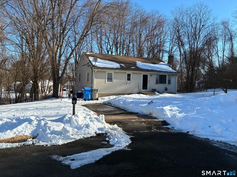 Photo of 24 Macarthur Court, Bristol, CT 06010 (MLS # 24146880)