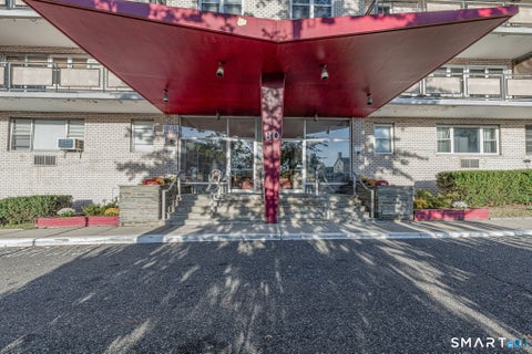 Tiny photo for 80 Cartright Street #8E, Bridgeport, CT 06604 (MLS # 24197046)