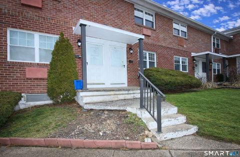 Tiny photo for 24 Woodward Avenue #APT 46, New Haven, CT 06512 (MLS # 24149733)