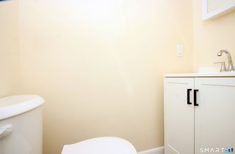 Tiny photo for 24 Woodward Avenue #APT 46, New Haven, CT 06512 (MLS # 24149733)