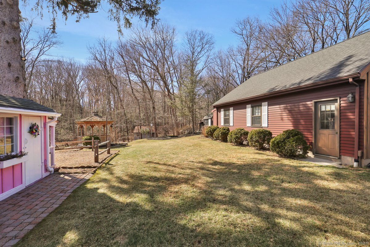 961 Jerome Avenue, Bristol, Connecticut image 24