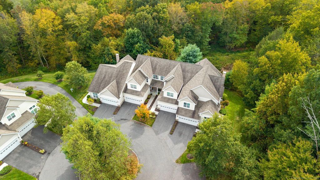 Photo of 27 Winding Trail #27, Middlebury, CT 06762 (MLS # 24133988)